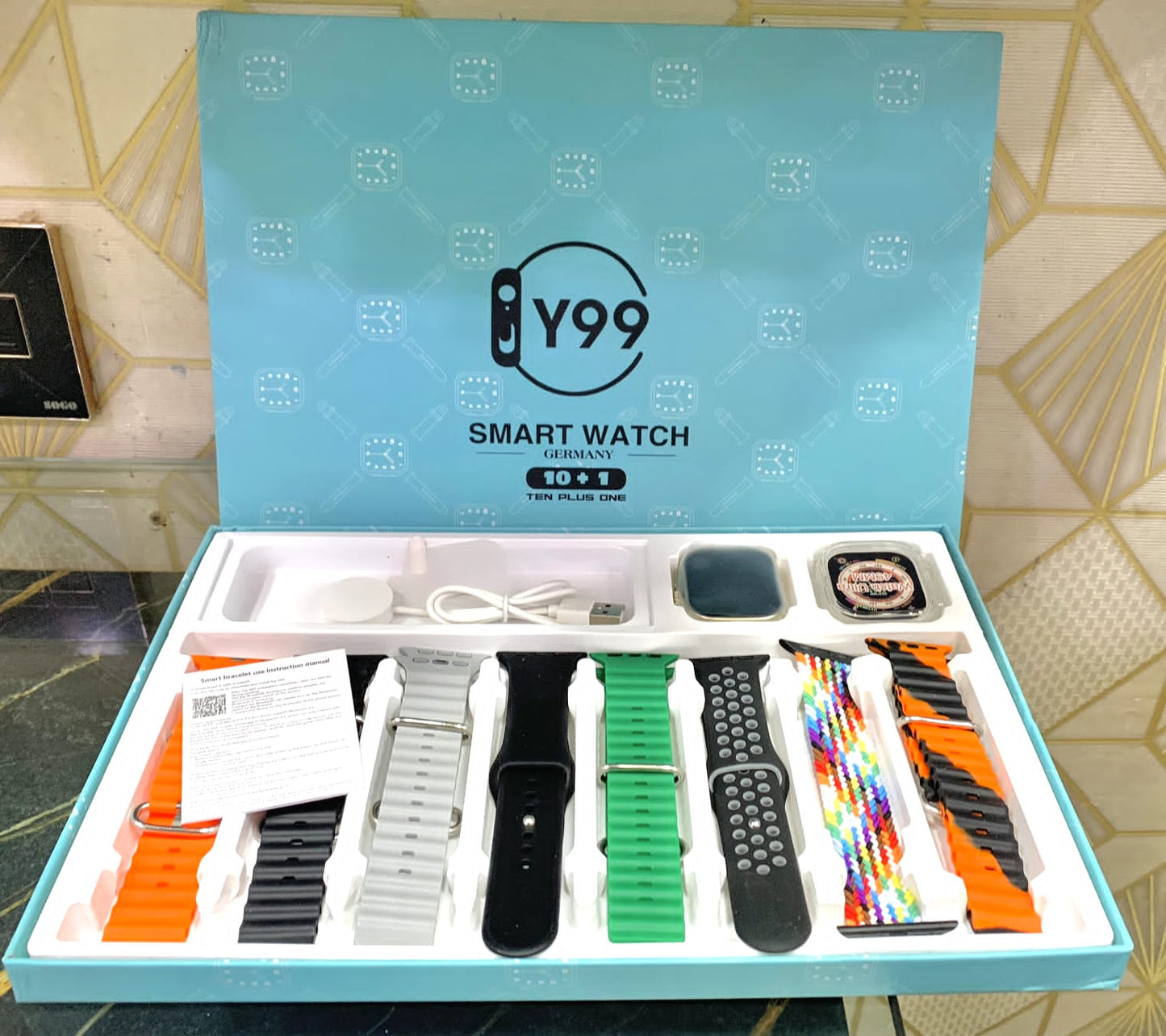 Y99 Ultra SmartWatch 10 + 1